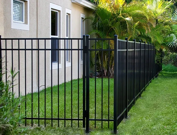 ​Aluminum Fence Corrosion Repair