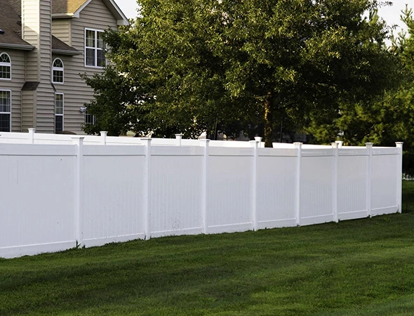 Vinyl Fence Crack & Break Repair